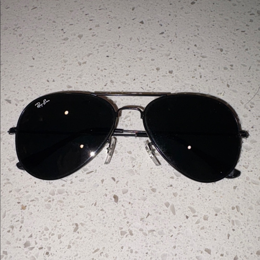 Ray-Ban Classic Black Aviators